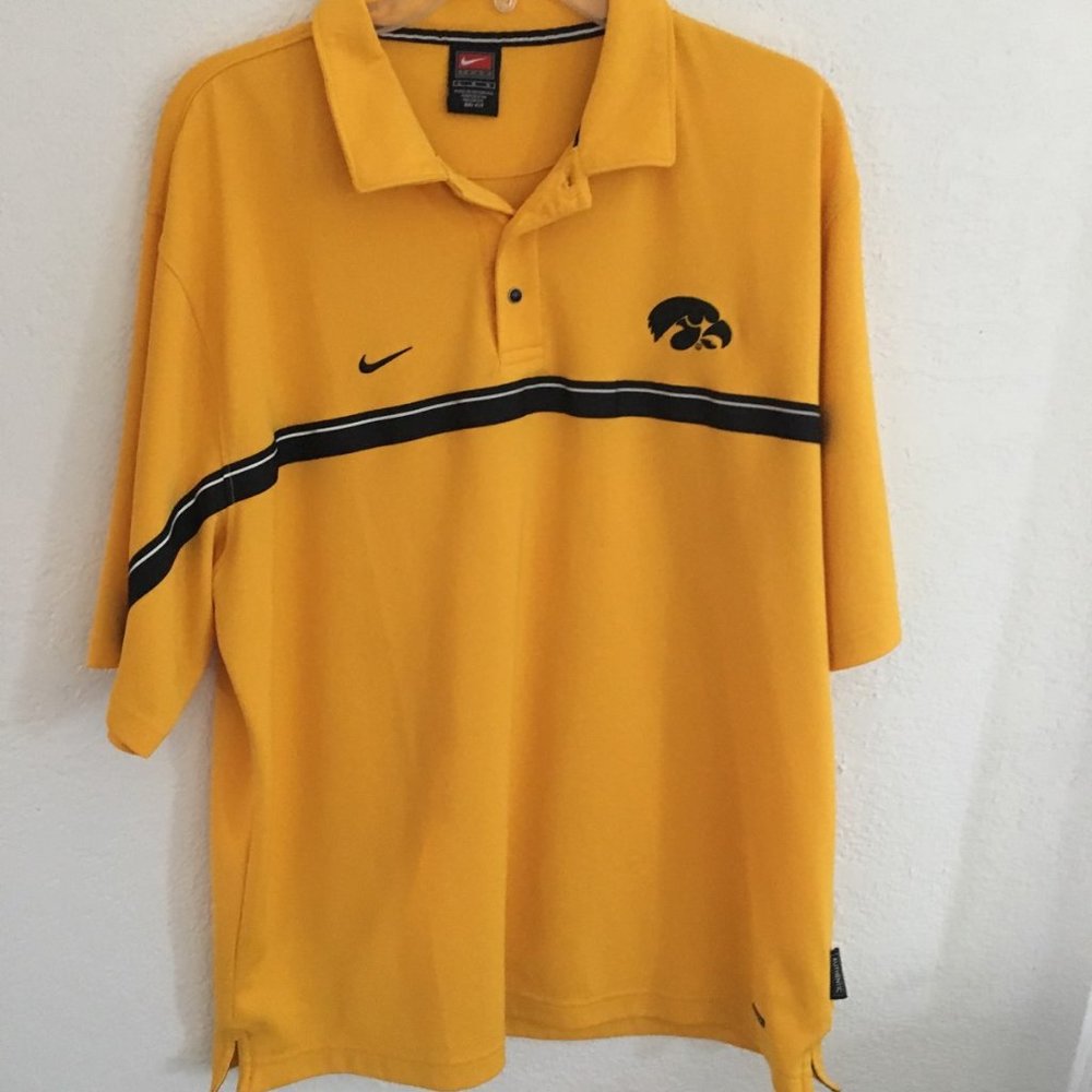 Men's Iowa Hawkeye shirt , Large